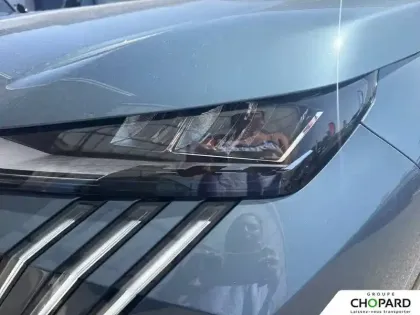 Photo 21 Peugeot 5008  Hybrid 136 e-DCS6