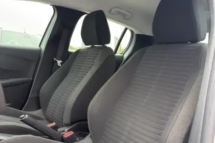Photo 8 Peugeot 208  PureTech 75 S&S BVM5