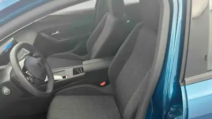Photo 10 Peugeot 308  Hybrid 145 e-DCS6