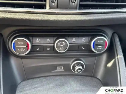Photo 25 Alfa Romeo Stelvio  2.2 210 ch Q4 AT8