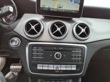 Photo 19 Mercedes CLA  Shooting Brake 200 d 7G-DCT