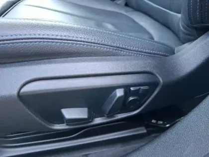 Photo 18 BMW Serie 1 M135i xDrive 306 ch BVA8