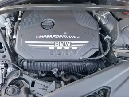 Photo 12 BMW Serie 1 M135i xDrive 306 ch BVA8