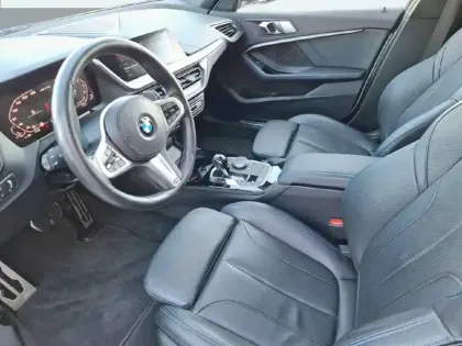 Photo 8 BMW Serie 1 M135i xDrive 306 ch BVA8