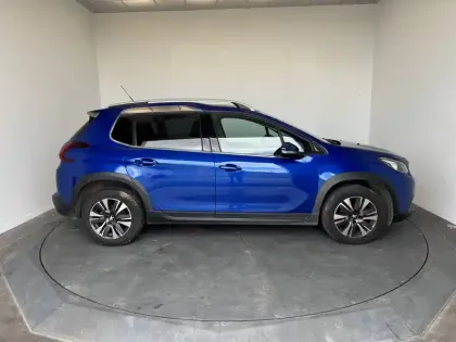 Photo 5 Peugeot 2008  PureTech 130ch S&S EAT6