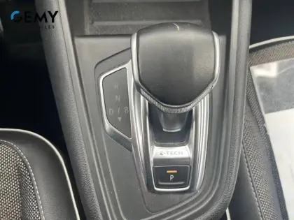 Photo 20 Renault Captur  E-Tech Plug-in 160