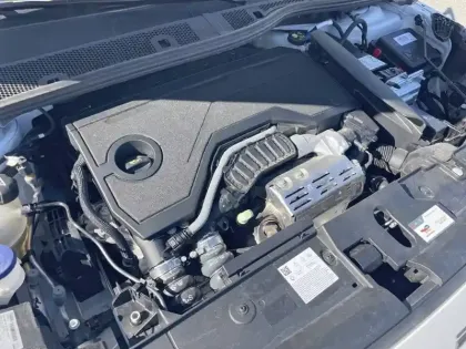 Photo 39 Peugeot 208  Hybrid 110 ch e-DCS6