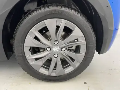 Photo 16 Peugeot 208  Electrique 50 kWh 136ch