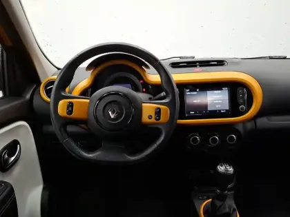 Photo 15 Renault Twingo  III SCe 75 - 20