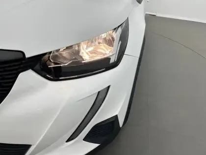 Photo 36 Peugeot 2008  PureTech 100 S&S BVM6