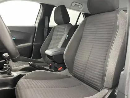 Photo 13 Peugeot 2008  BlueHDi 110 S&S BVM6