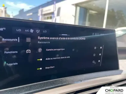 Photo 23 Peugeot 5008  Hybrid 145 ch e-DCS6