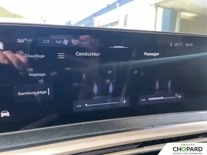 Photo 30 Peugeot 5008  Hybrid 145 ch e-DCS6