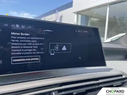 Photo 22 Peugeot 5008  Hybrid 145 ch e-DCS6