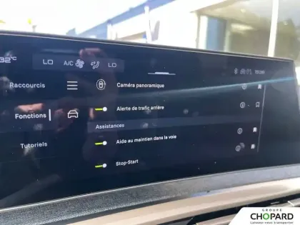 Photo 24 Peugeot 5008  Hybrid 145 ch e-DCS6