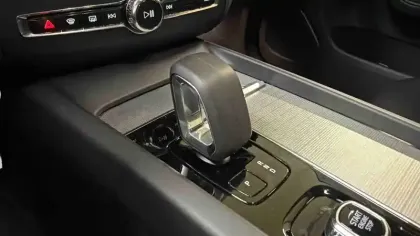 Photo 17 Volvo Xc60  B4 197 ch Geartronic 8