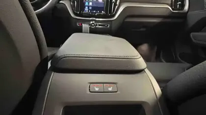 Photo 20 Volvo Xc60  B4 197 ch Geartronic 8