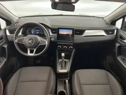 Photo 28 Renault Captur  E-Tech full hybrid 145