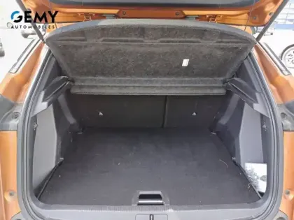 Photo 30 Peugeot 2008  PureTech 155 S&S EAT8