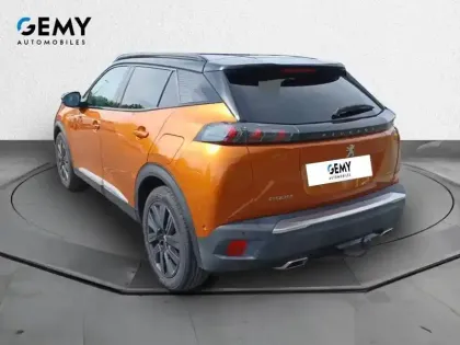 Photo 31 Peugeot 2008  PureTech 155 S&S EAT8