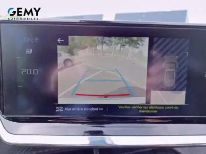 Photo 66 Peugeot 2008  PureTech 155 S&S EAT8