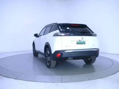 Photo 6 Peugeot 2008  PureTech 130 S&S EAT8