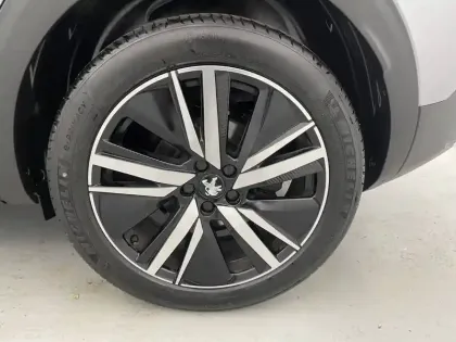 Photo 15 Peugeot 3008  Puretech 130ch S&S EAT8