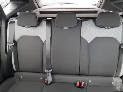 Photo 19 Dacia Duster  Hybrid 155