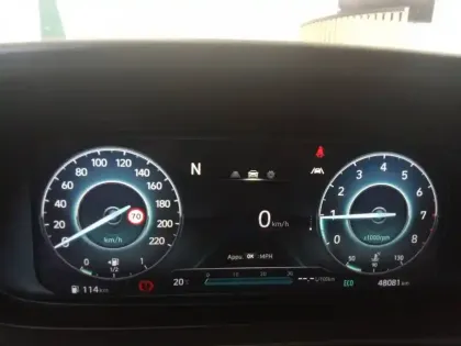 Photo 32 Hyundai Bayon  1.0 T-GDi 100 Hybrid 48V