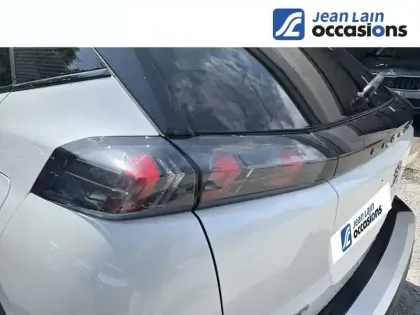 Photo 18 Peugeot 2008  BlueHDi 130 S&S EAT8