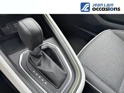 Photo 12 Renault Clio  E-Tech hybride 145