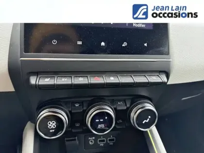 Photo 13 Renault Clio  E-Tech hybride 145