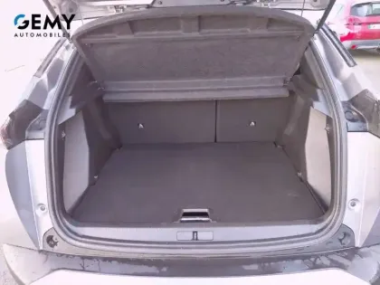 Photo 5 Peugeot 2008  PureTech 130 S&S EAT8
