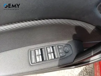 Photo 11 Renault Captur  E-Tech 145 - 21