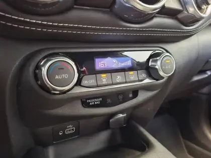 Photo 36 Nissan Juke  DIG-T 114