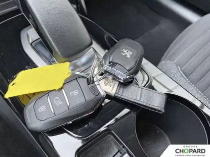 Photo 13 Peugeot 208  Electrique 50 kWh 136ch
