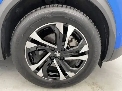 Photo 18 Peugeot 2008  Electrique 136 ch