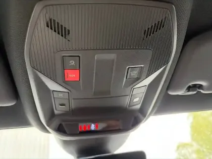 Photo 14 Peugeot 408  Hybrid 145 e-DCS6