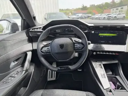 Photo 8 Peugeot 408  Hybrid 145 e-DCS6