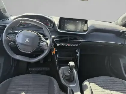 Photo 7 Peugeot 2008  PureTech 100 S&S BVM6