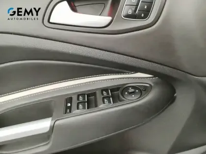 Photo 15 Ford Kuga  Vignale 2.0 TDCi 150 S&S 4x2 BVM6