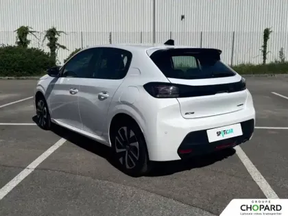 Photo 34 Peugeot 208  Hybrid 100 e-DCS6