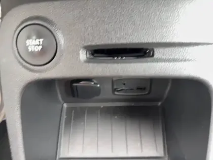 Photo 38 Renault Captur  TCe 150 FAP EDC
