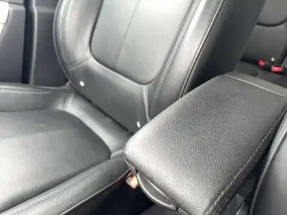 Photo 41 Renault Captur  TCe 150 FAP EDC