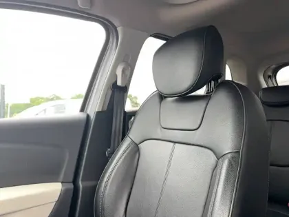 Photo 32 Renault Captur  TCe 150 FAP EDC