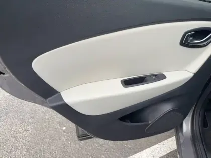 Photo 21 Renault Captur  TCe 150 FAP EDC