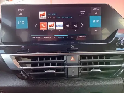 Photo 17 Citroën C4  PureTech 130 S&S EAT8