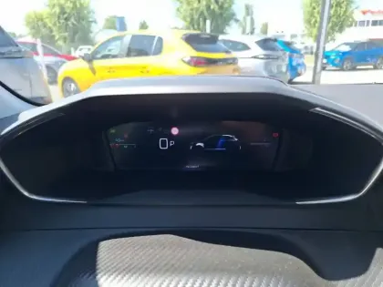 Photo 9 Peugeot 208  Hybrid 145 e-DCS6