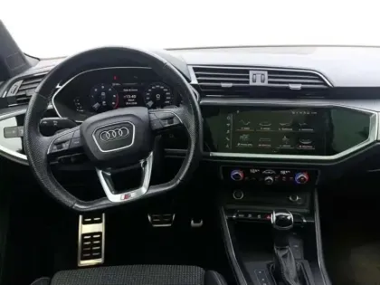 Photo 7 Audi Q3 35 TDI 150 ch S tronic 7 S line