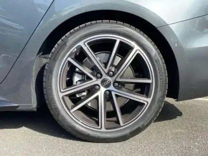 Photo 14 Audi A5 AVANT E HYBRID QUATTRO 299 CH S TRONI
